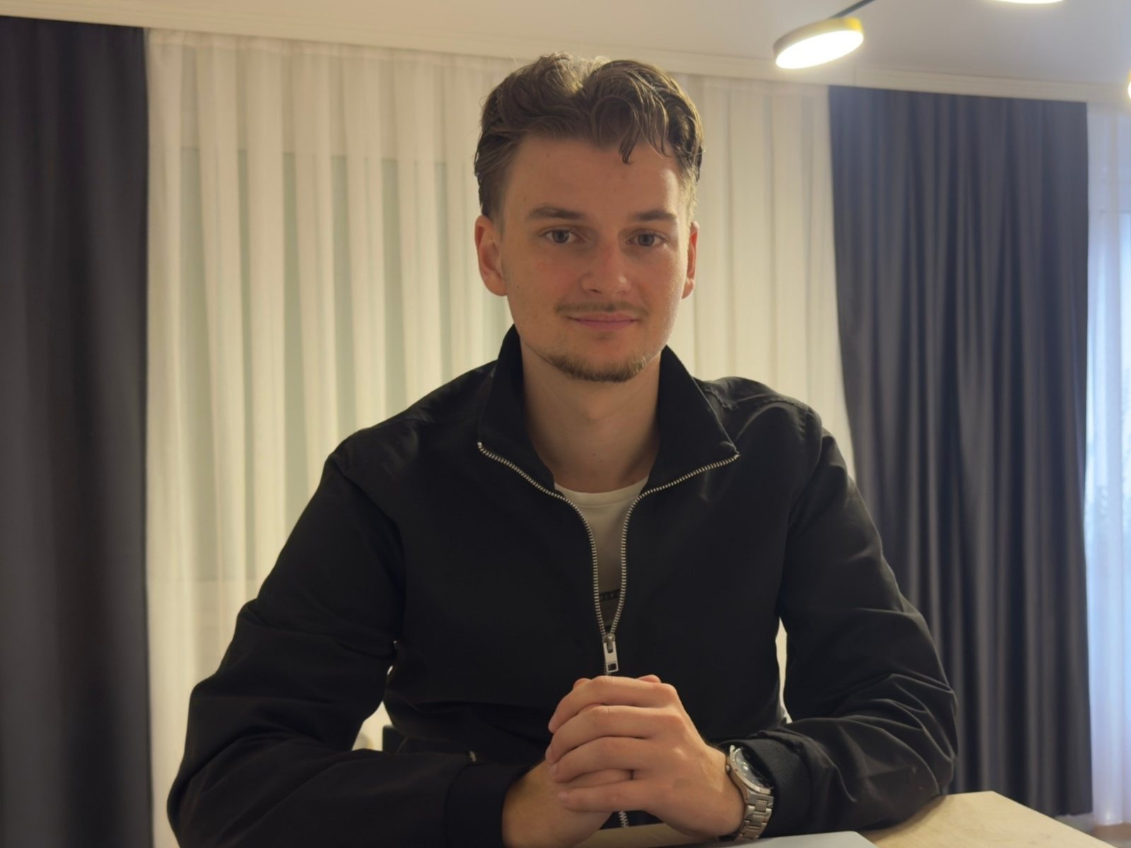 Husejn Kofrc at his desk